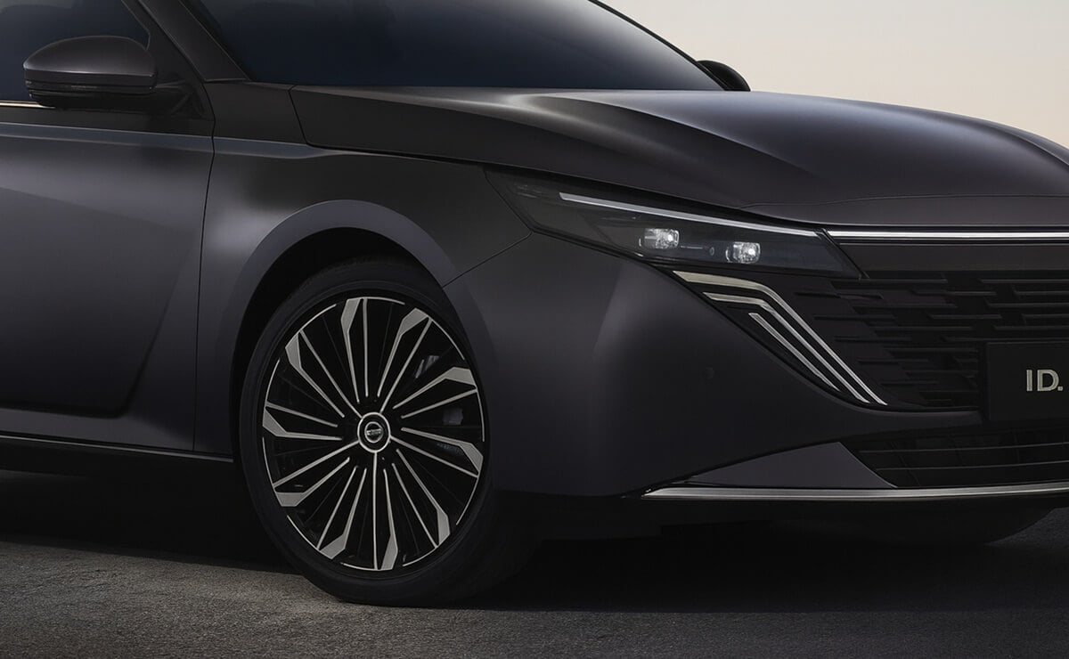 Superior a Sentra, pero más barato: Nissan lanzó un sedán para competir contra Toyota Corolla 1 Nissan lanzó el renovado Teana