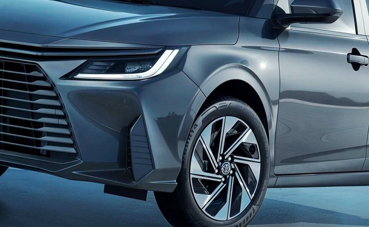 Toyota Yaris HEV, la nueva versión del sedán