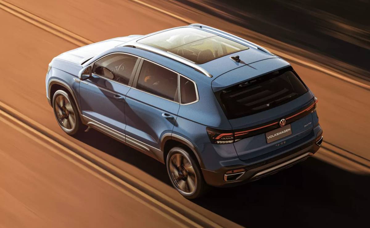 Nuevo Volkswagen Taos lanzamiento trasera accion