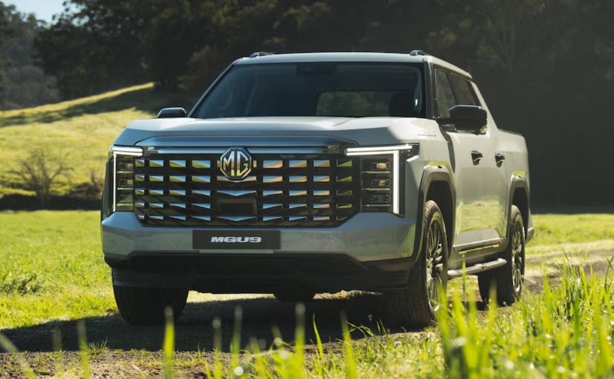 Pick up MG U9 accion