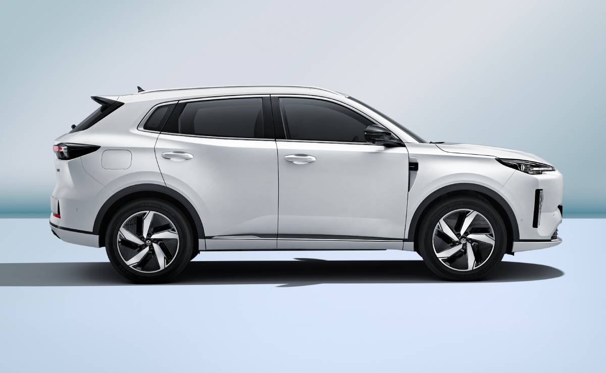 SUV Changan CS55 Plus lanzamiento perfil