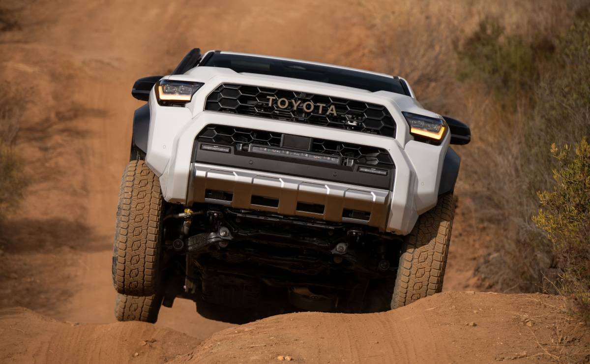 Toyota 4Runner Trailhunter 2026 trompa