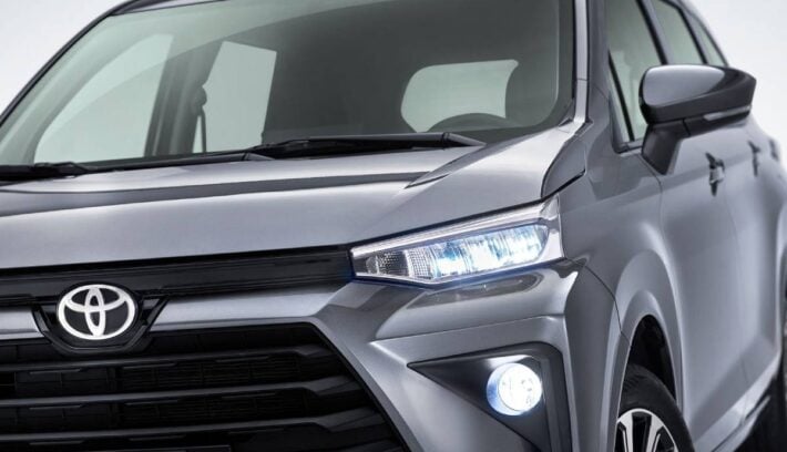 Toyota Avanza teaser