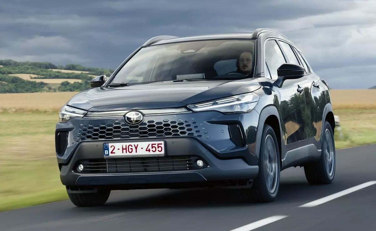 Toyota Corolla Cross 2027