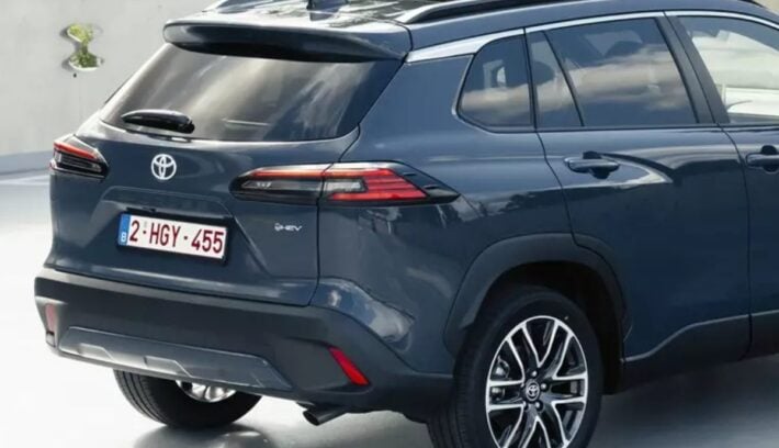 Toyota Corolla Cross 2027