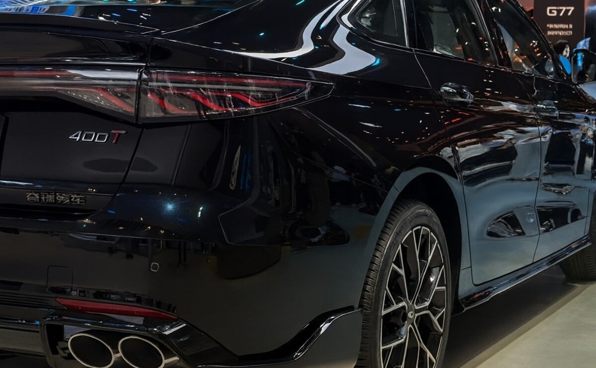 Arrizo 8, el sedán de Chery o Chirey que se renueva