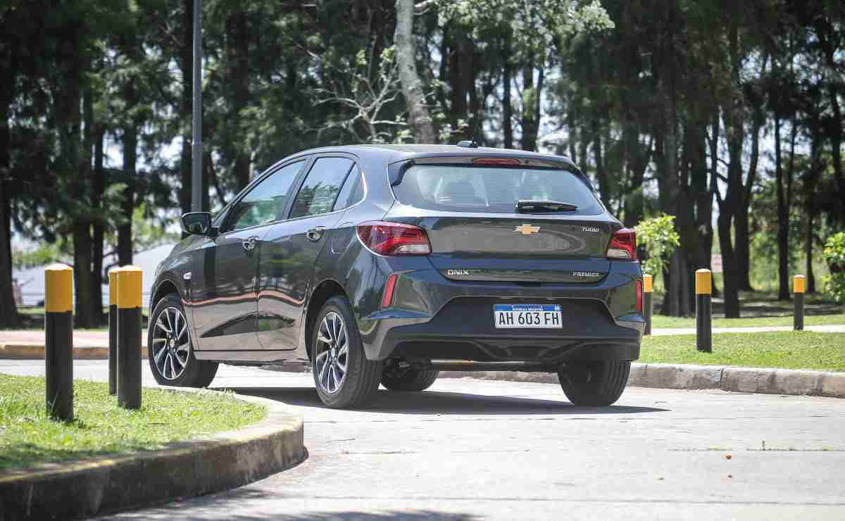 Chevrolet Onix Premier 2025 Test Drive 8 Chevrolet Onix Premier 2025 4