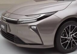 FAW Toyota Corolla sedan teaser