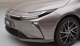 FAW Toyota Corolla sedan teaser