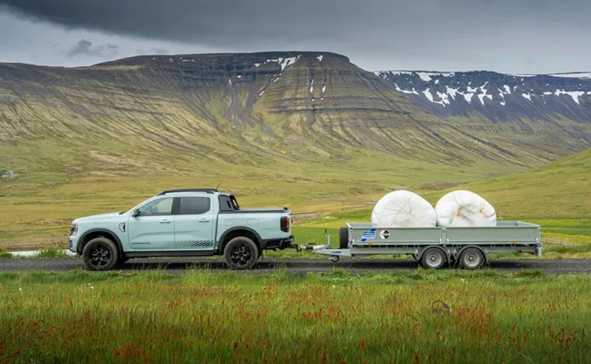 Ford Ranger Hibrida la mejor pick up del ano