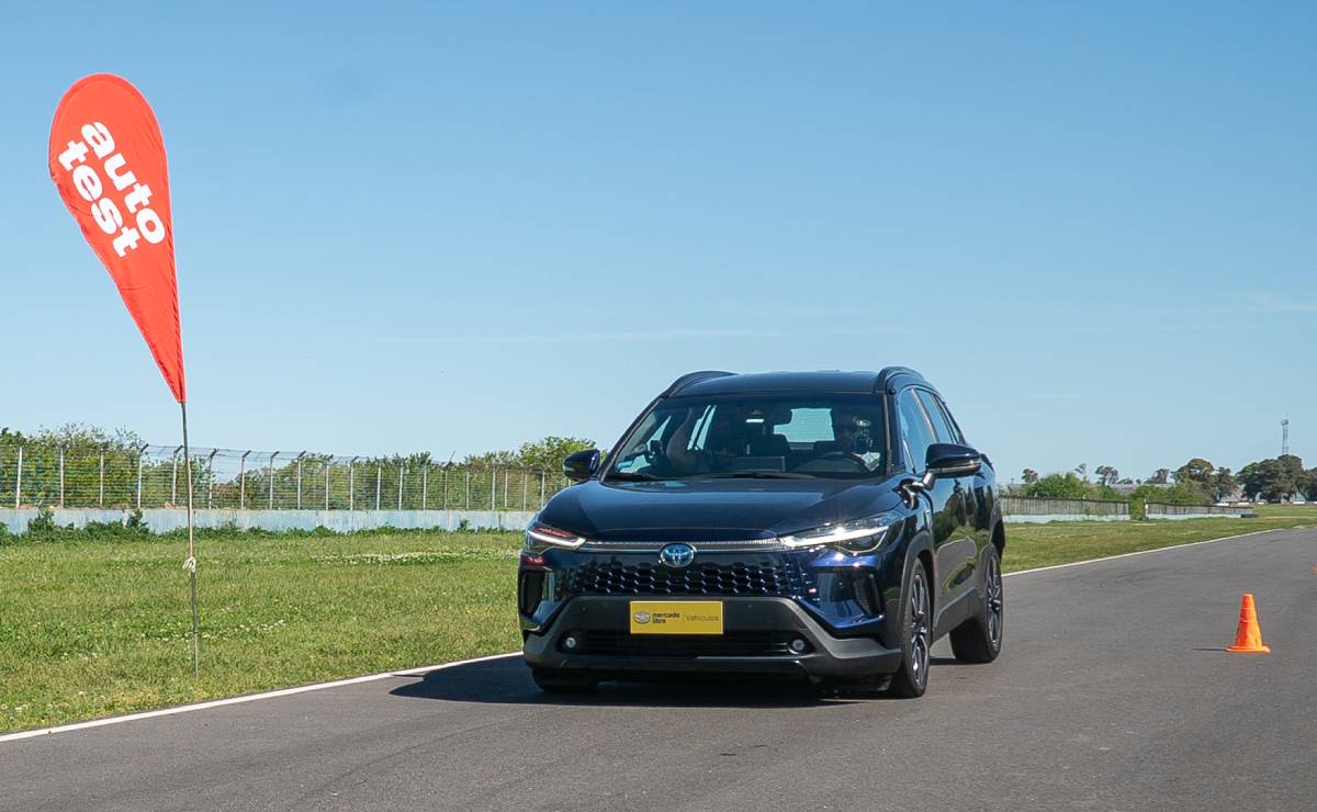 Guia de compra SUV C Toyota Corolla Cross frenada