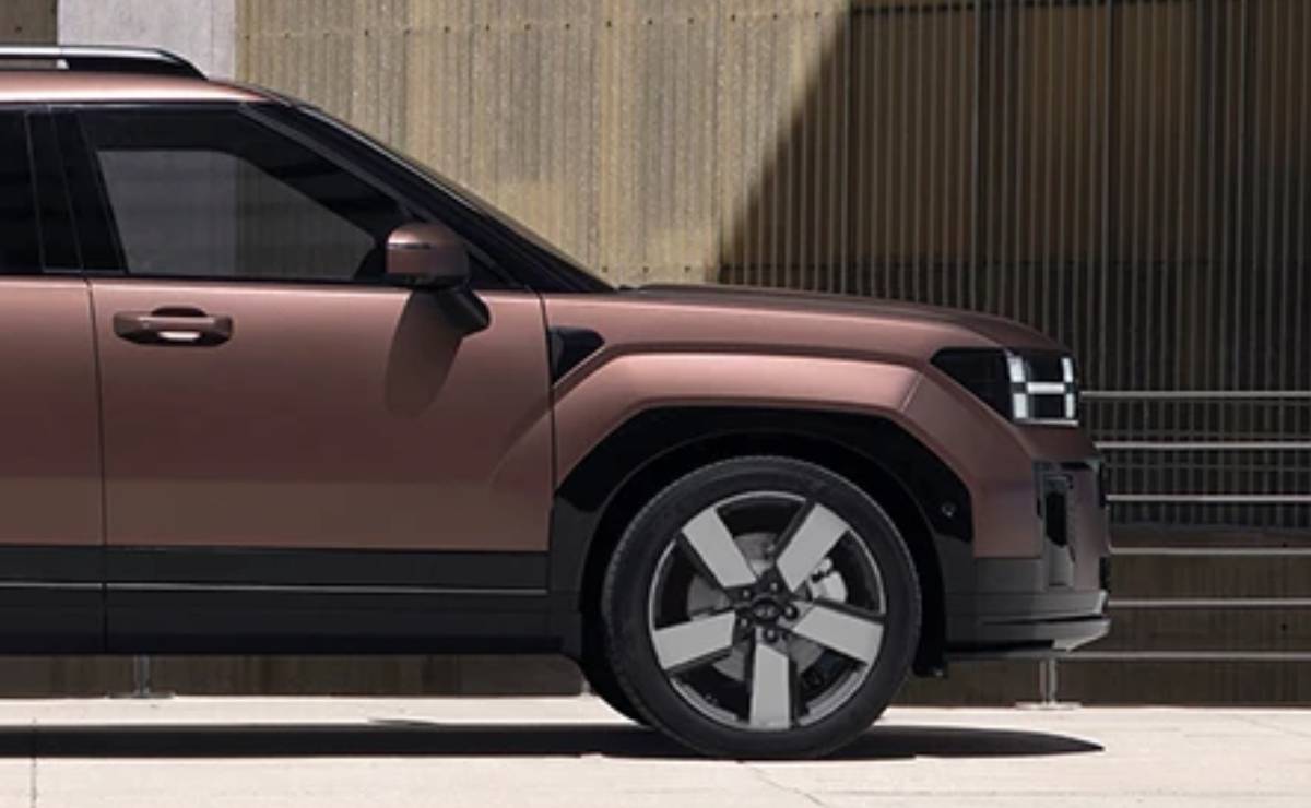 Superior, con tracción 4x4 y siete asientos: este SUV bajó de precio y cuesta 8.000 dólares menos 1 Hyundai Santa Fe precio