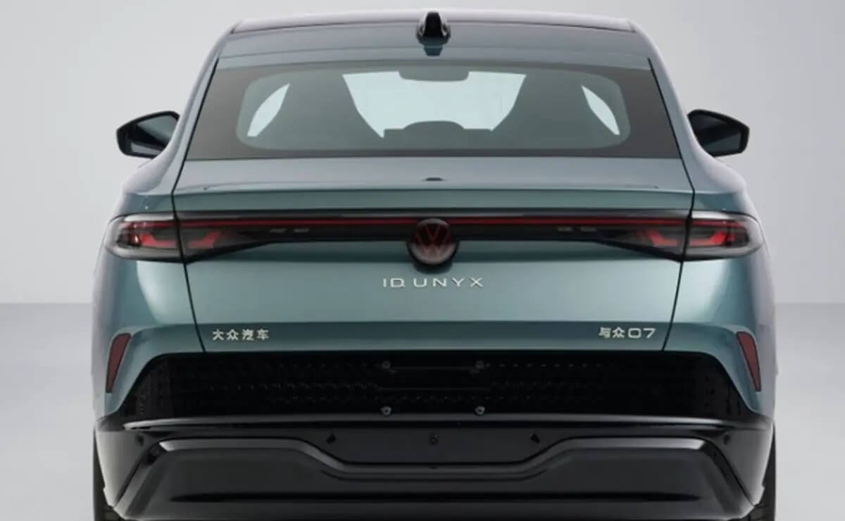 Superior a Vento y Passat, pero más barato: Volkswagen presentará un nuevo sedán 4 ID.Unyx 07