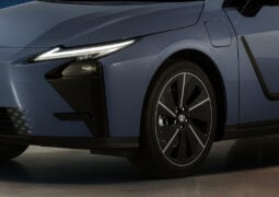 Lexus renovó el ES, un sedán clave en la gama