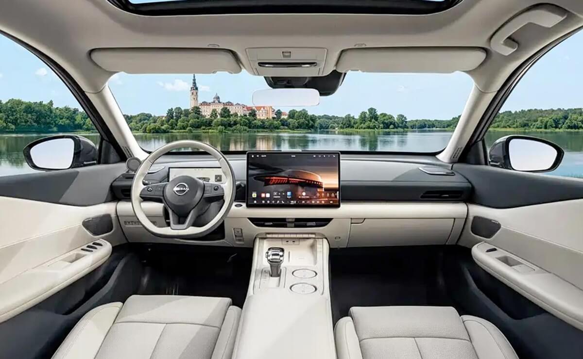 Nissan presentó un nuevo SUV: 335 CV y superior a X-Trail, pero más barato 4 Nissan NX8 interior