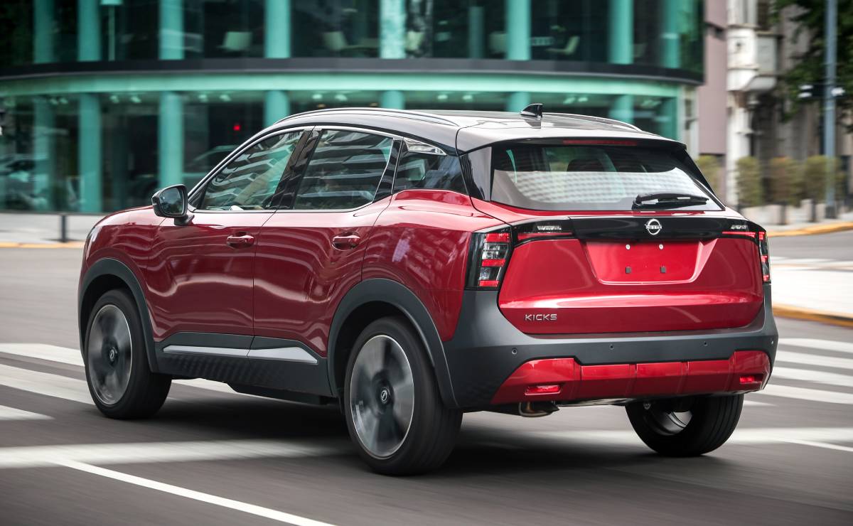 Opinión: Nissan y el posicionamiento del nuevo Kicks, ¿por qué es más caro que un Corolla Cross? 4 Nuevo Nissan Kicks accion trasera