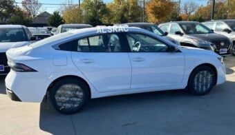 Nuevo Nissan Sentra perfil 1