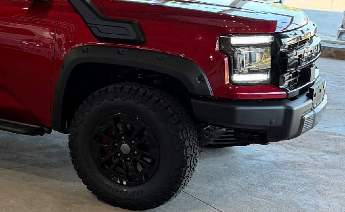 Pick up JMC Grand Avenue Pro Dadao teaser