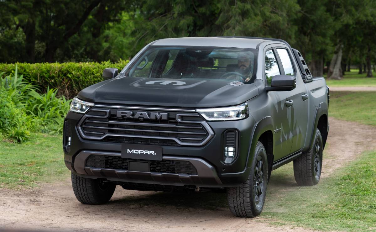 RAM Dakota Mopar accion