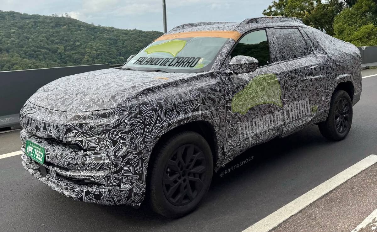 Renault Niagara unidad camuflada frente 1