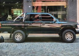 Toyota Hilux 2001 perfil 1