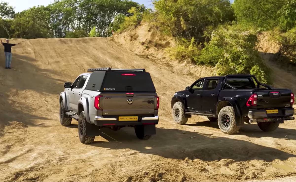 Enfrentaron a la Toyota Hilux contra la Volkswagen Amarok en una prueba todoterreno: ¿cuál ganó? 1 Toyota Hilux vs Volkswagen Amarok 2