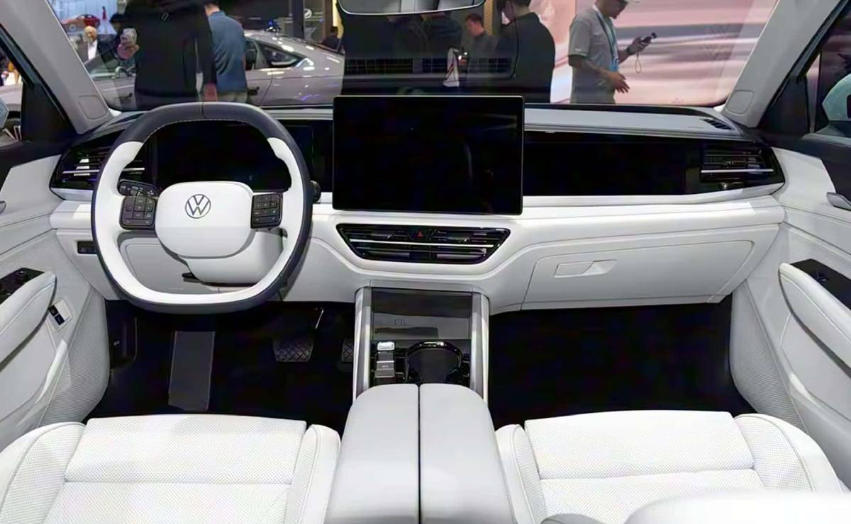 Volkswagen Passat e pro interior 1