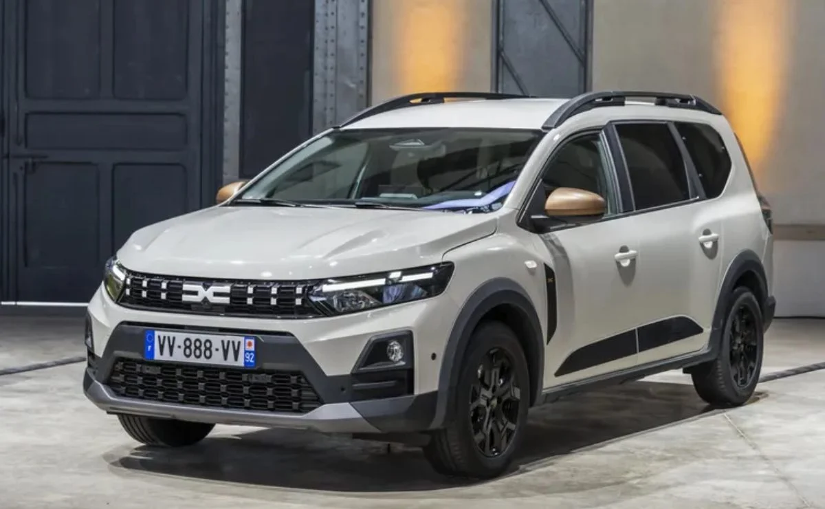 Menos de 25.000 dólares: el SUV de siete asientos que se actualiza con más de 120 CV y tecnología superior 5 Dacia Jogger