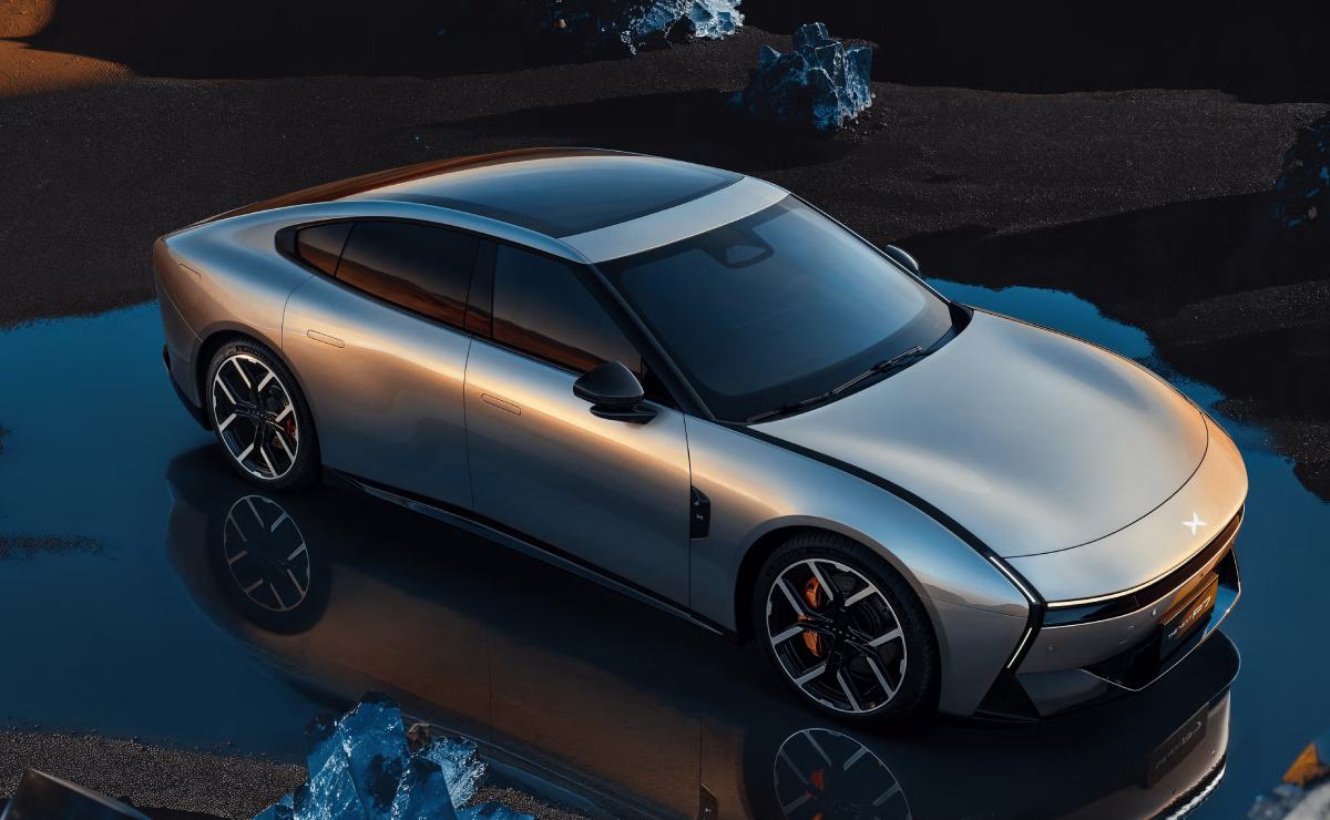 Menos de 30.000 dólares: este sedán chino supera los 240 CV y tiene hasta 1.550 km de autonomía 2 Xpeng P7+ EREV