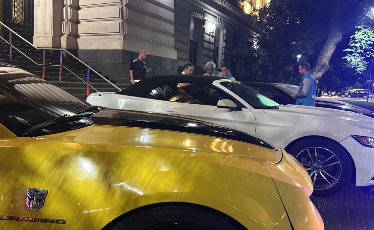 Autos alta gama contrabando