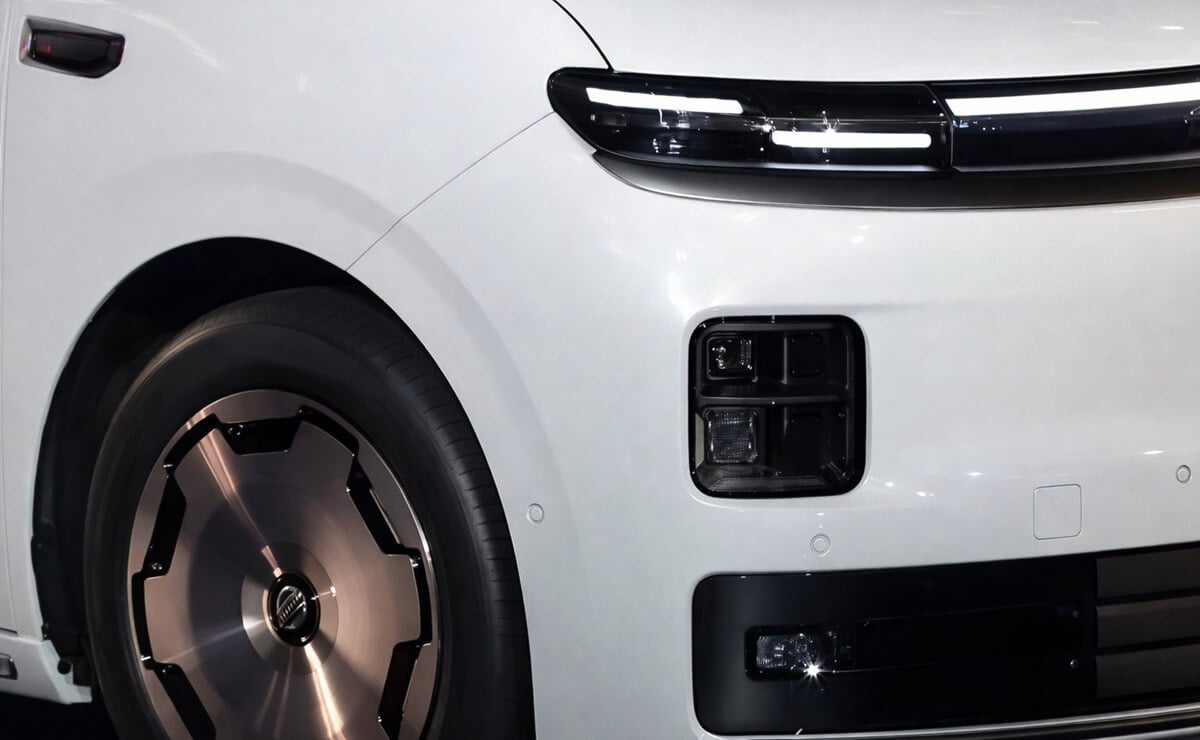 Una marca lanzó esta minivan: ¿es 100% nueva o la reinvención de una histórica? 1 D99, la ¿nueva? minivan de Leapmotor