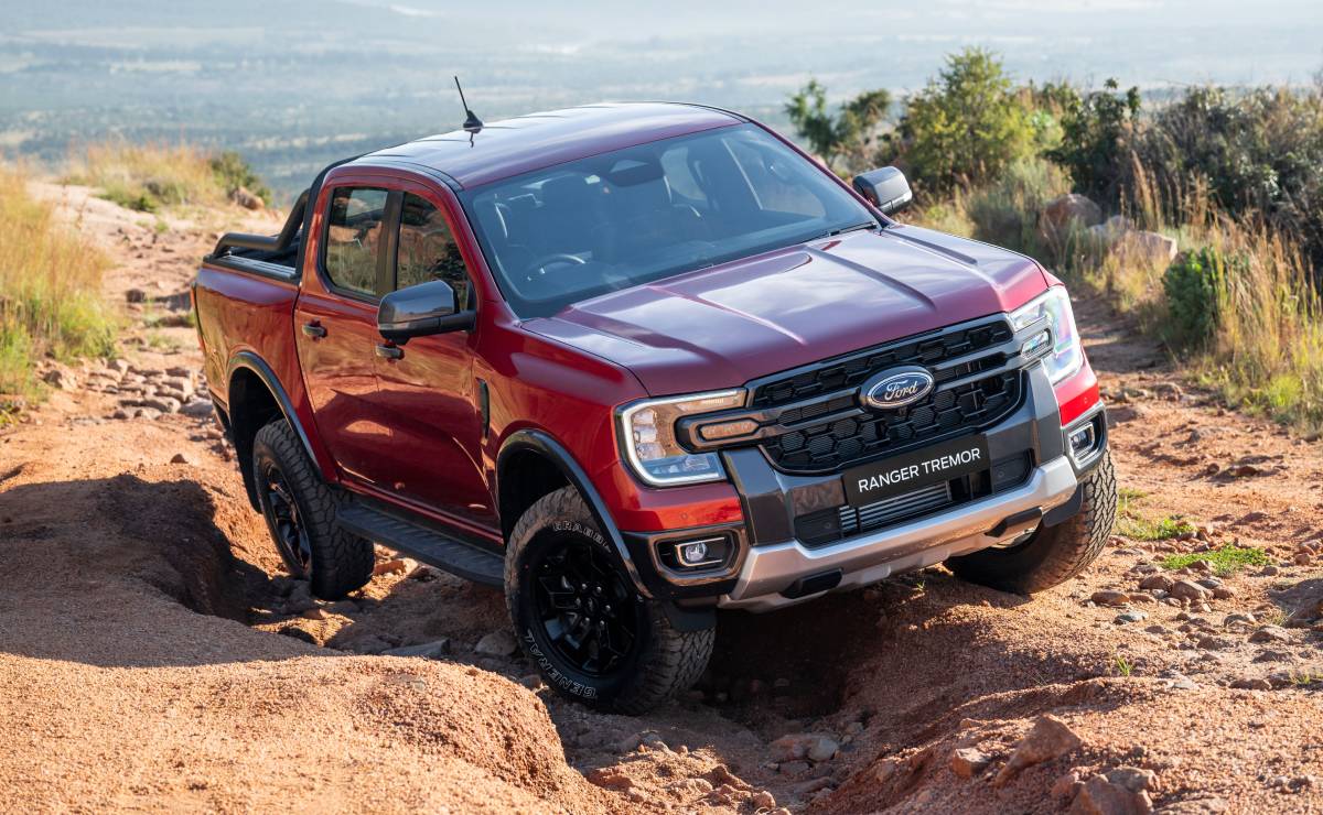 Ford sumará una nueva y esperada versión para su pick up: cuándo llega al mercado 3 Ford Ranger Tremor accion 1