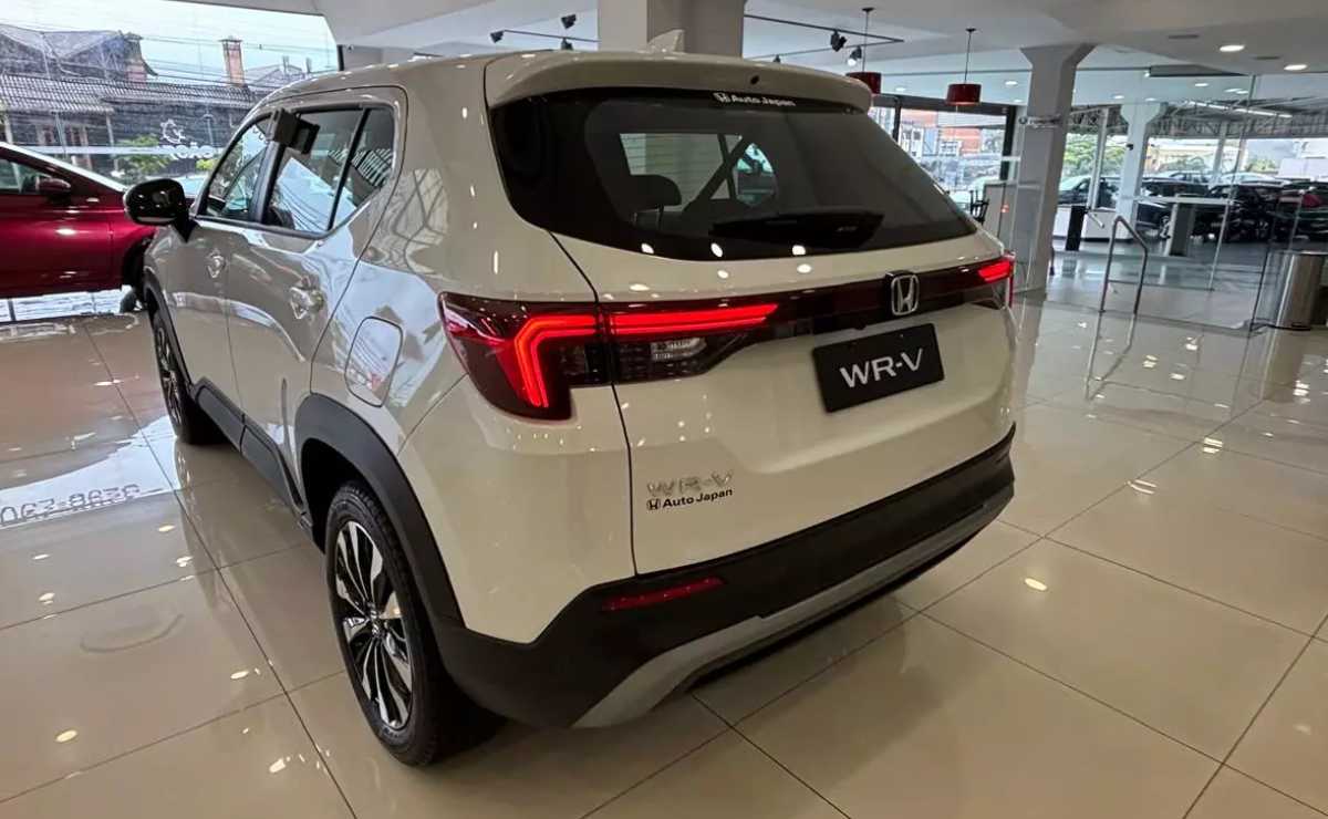 Honda WR V EX 1