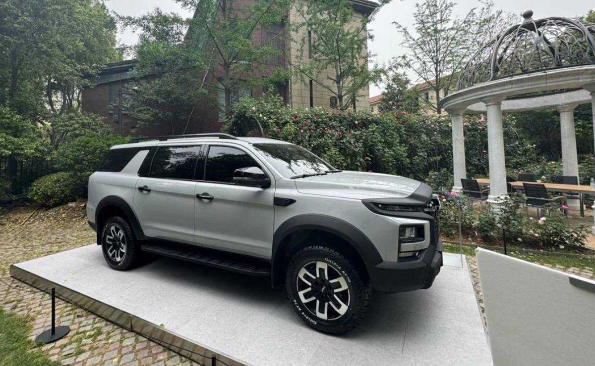 El nuevo SUV de siete asientos que llegará en 2026 y promete un buen precio frente a Toyota y Ford 6 JAC JS9 SUV (2)