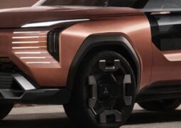 Mitsubishi Elevance Concept, el SUV futurista y con 4 motores