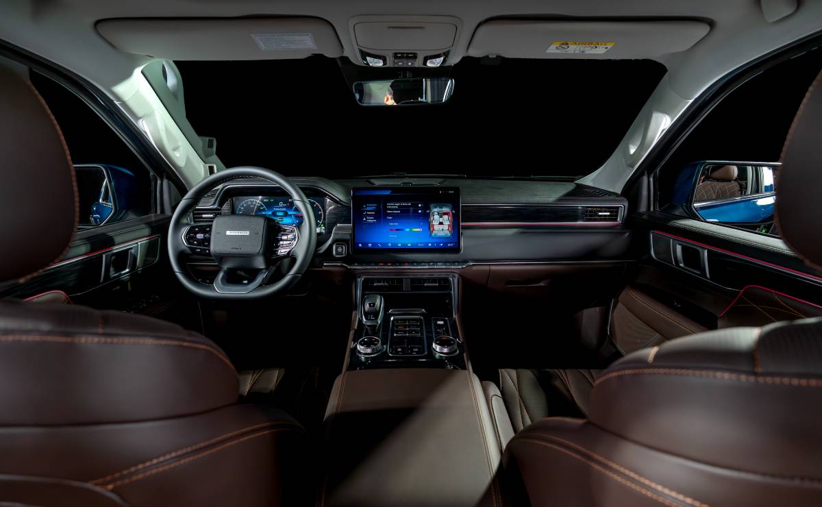 Pick up Foton Tunland V9 interior