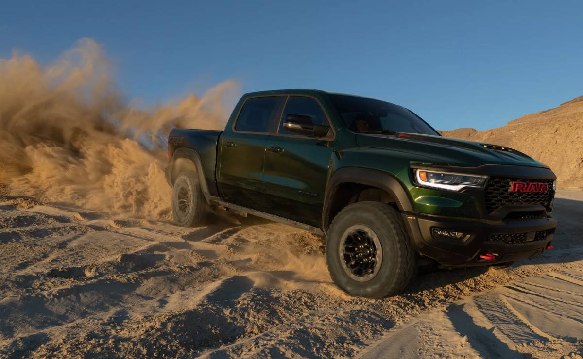 RAM 1500 SRT TRX accion 1