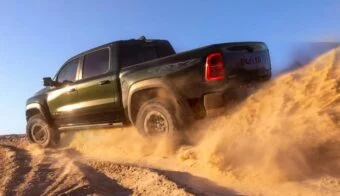 RAM 1500 SRT TRX accion