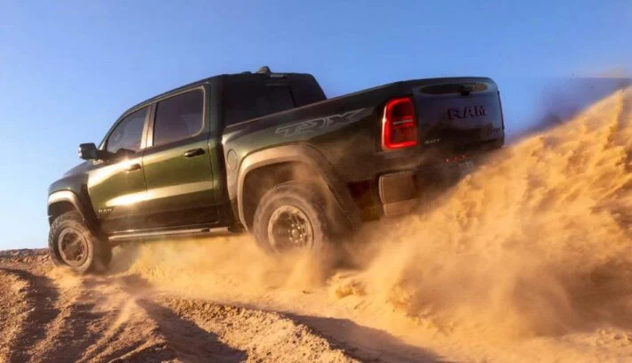 RAM 1500 SRT TRX accion