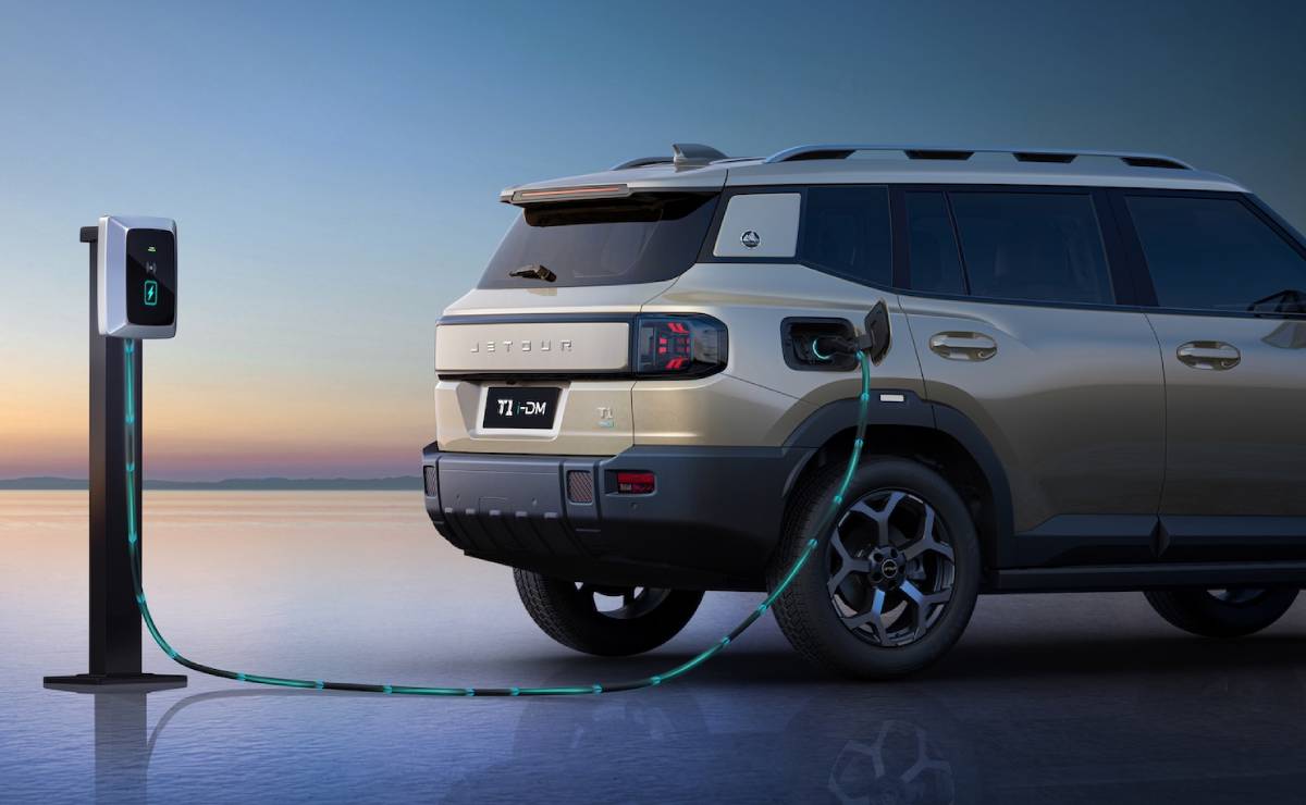 346 CV y buen precio: se presentó un nuevo SUV para competir contra Ford Territory 7 SUV Jetour T1 i DM carga