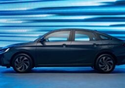 Toyota Yaris HEV 2026 perfil