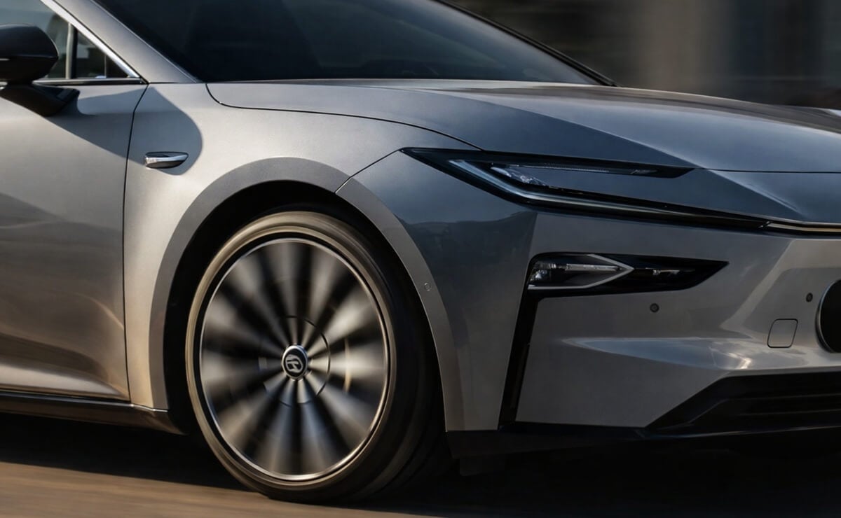 El nuevo sedán de Toyota, el bZ7