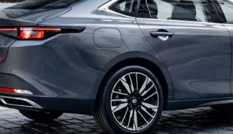 Menos de 23.000 dólares y 268 CV: este sedán se lanzó para competir con Corolla al mejor precio 39 Eado Plus iDD, el sedán de Changan