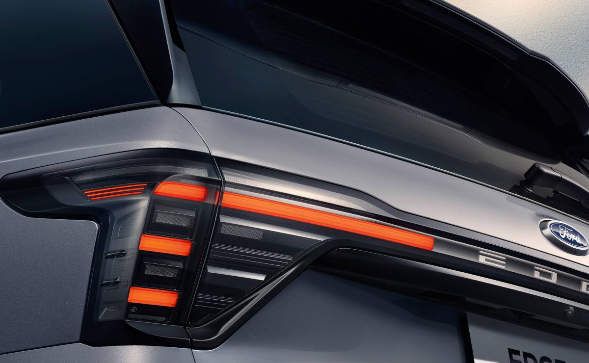 Ford Edge 2026 teaser