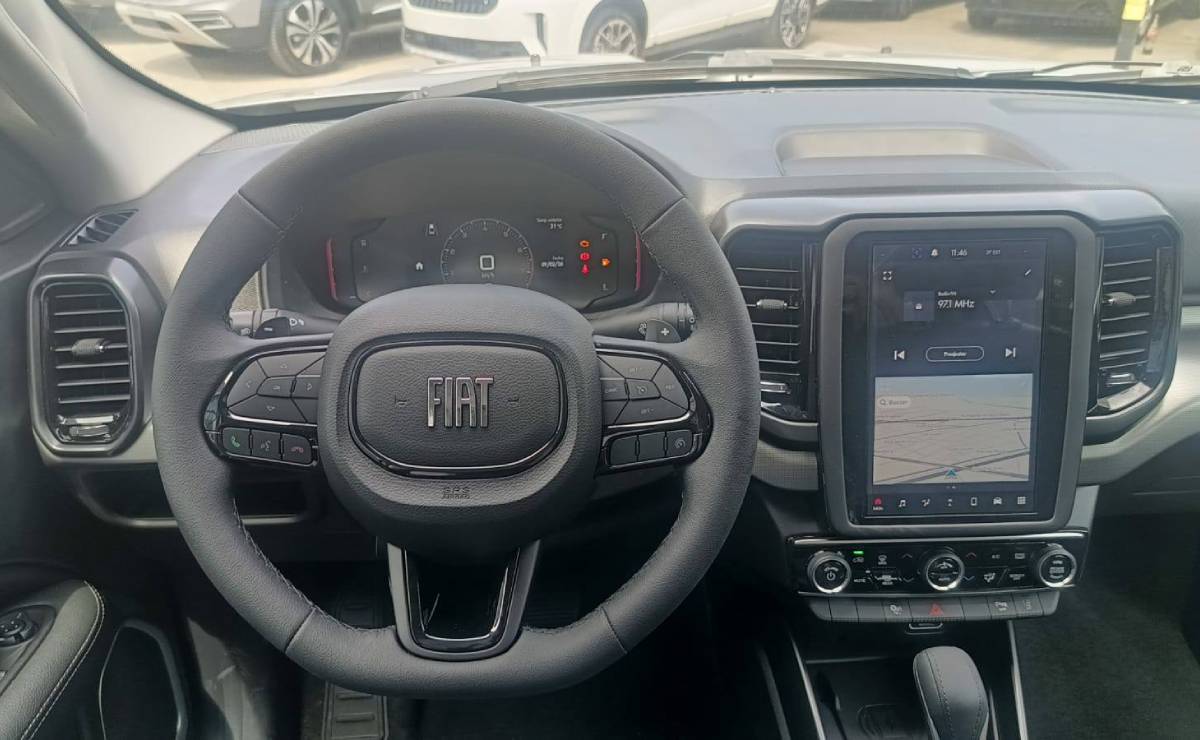 Nueva Fiat Toro Volcano interior
