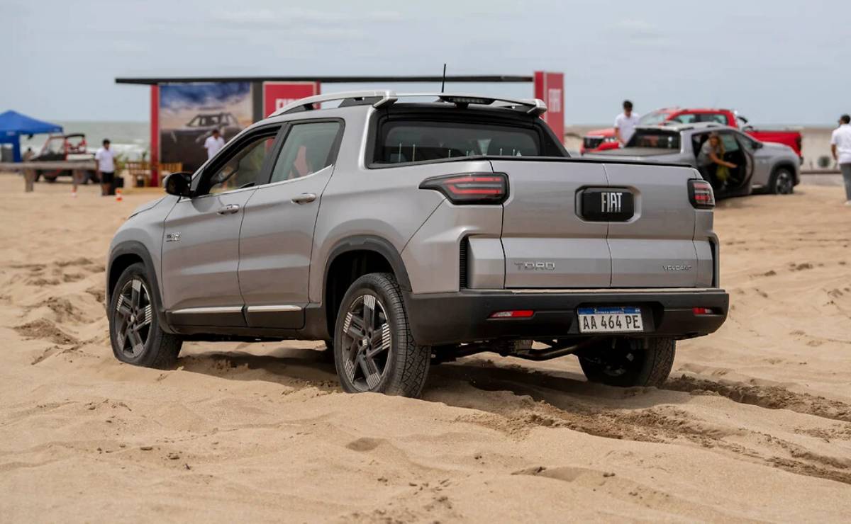 Nueva Fiat Toro lanzamiento trasera