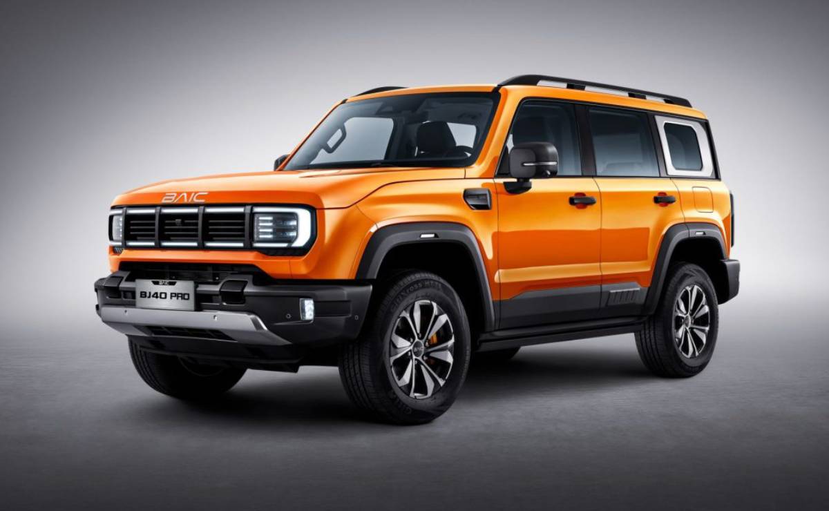 SUV BAIC BJ40 frente 1