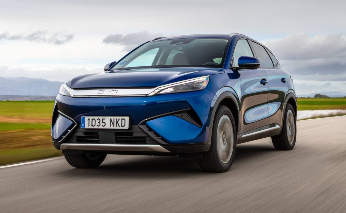 SUV BYD ATTO 3 EVO accion