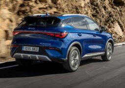 SUV BYD ATTO 3 EVO trasera accion
