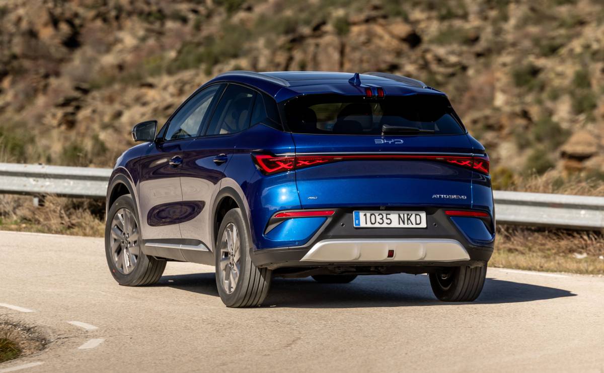SUV BYD ATTO 3 EVO trasera